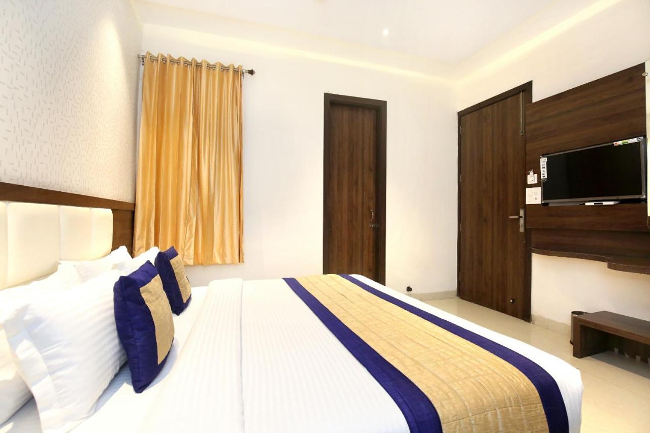 Oyo 11680 Hotel Grand Star Amritsar Extérieur photo